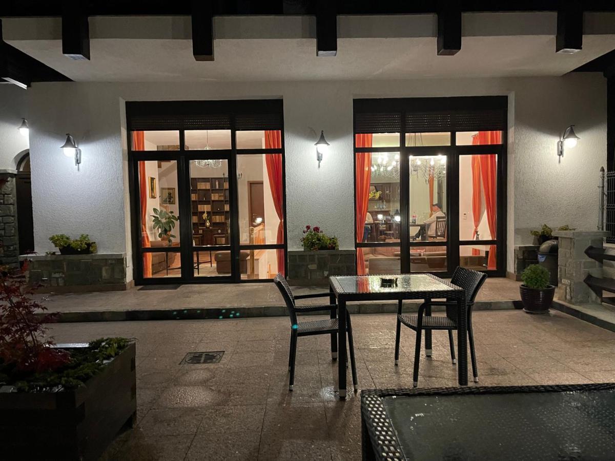 Vila Terase Hotel ซินายา ภายนอก รูปภาพ