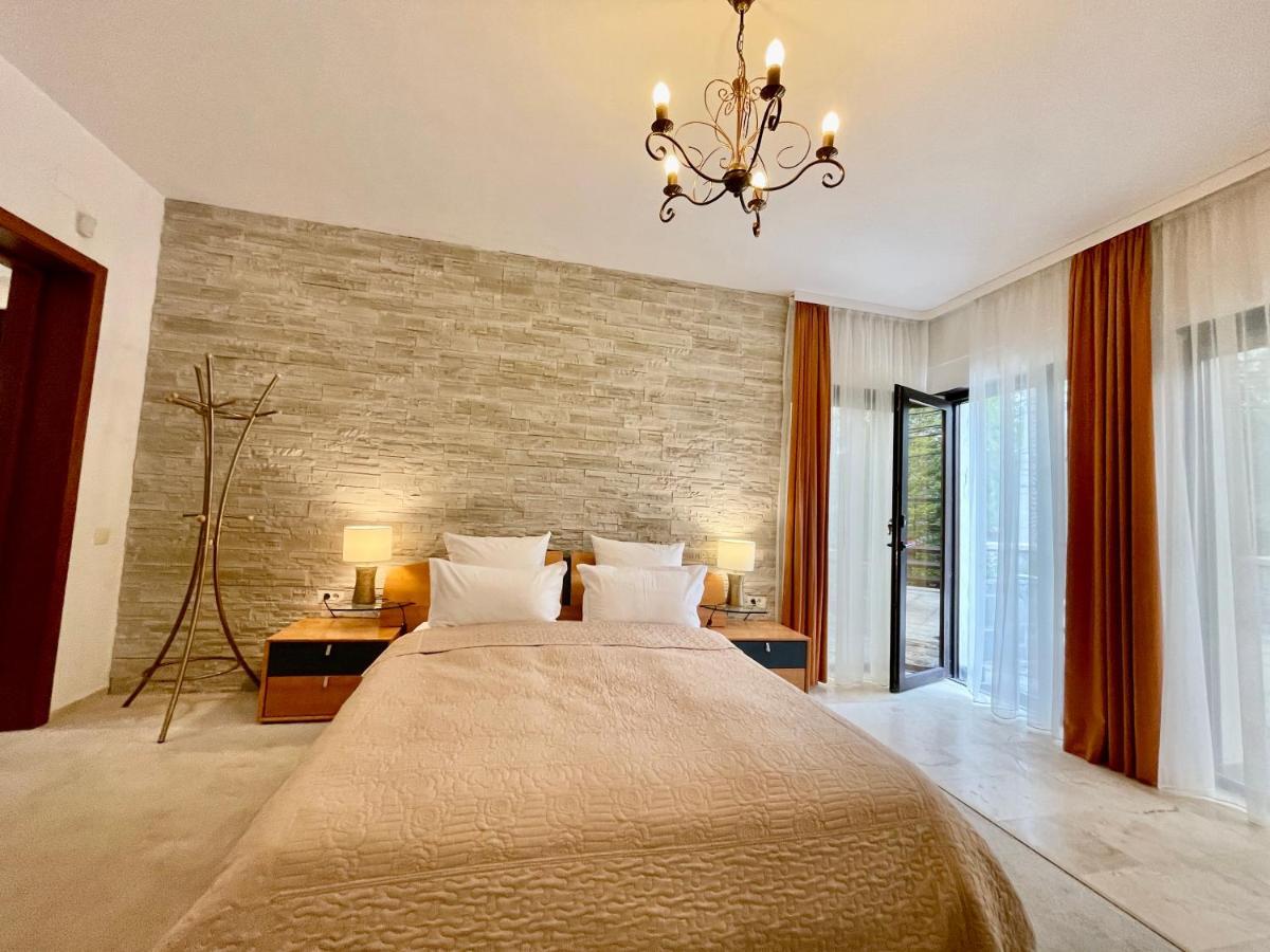 Vila Terase Hotel ซินายา ภายนอก รูปภาพ