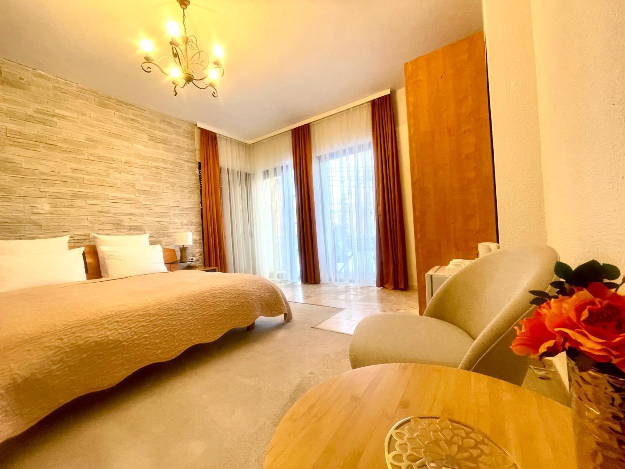 Vila Terase Hotel ซินายา ภายนอก รูปภาพ