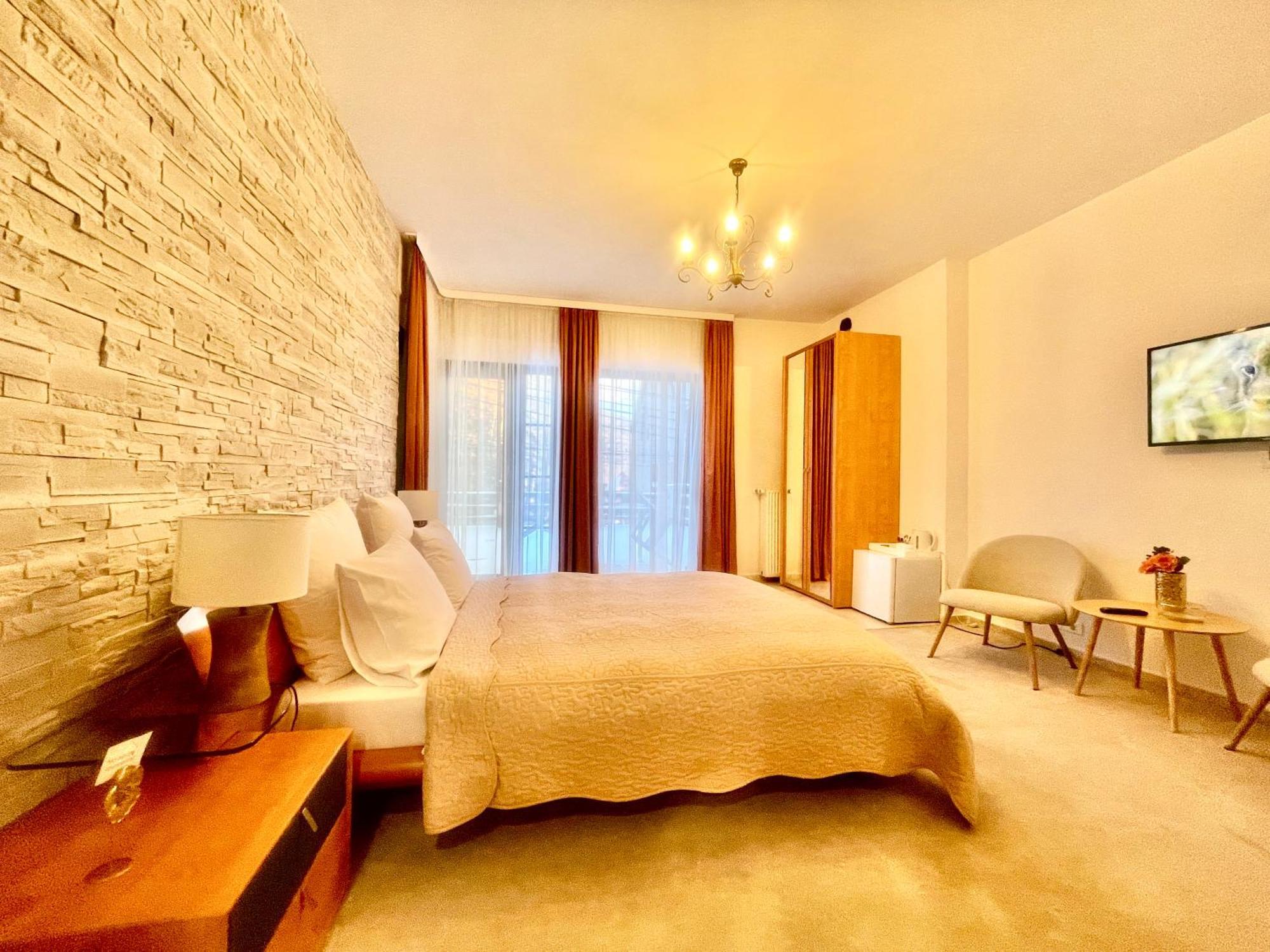 Vila Terase Hotel ซินายา ภายนอก รูปภาพ