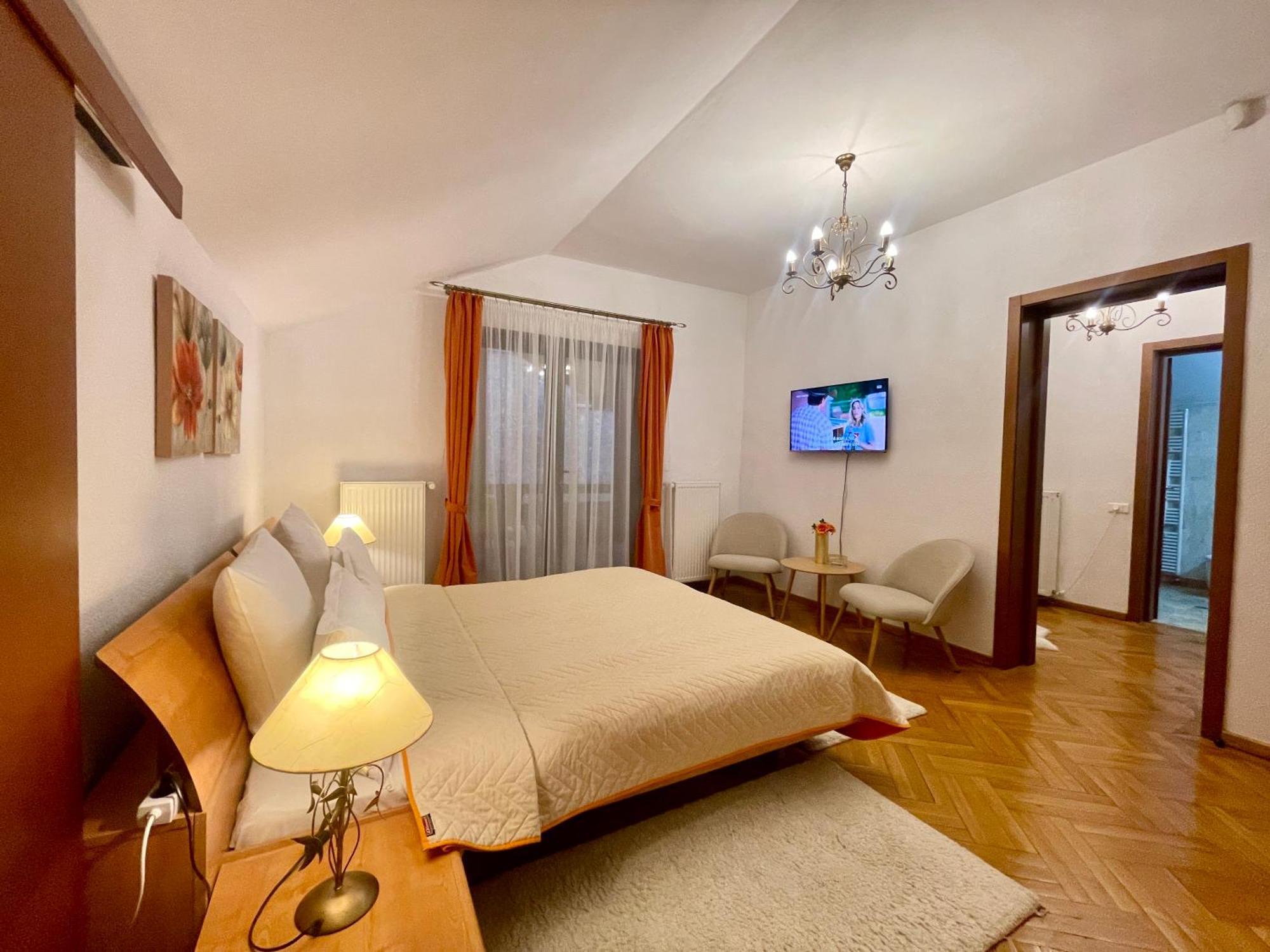 Vila Terase Hotel ซินายา ภายนอก รูปภาพ